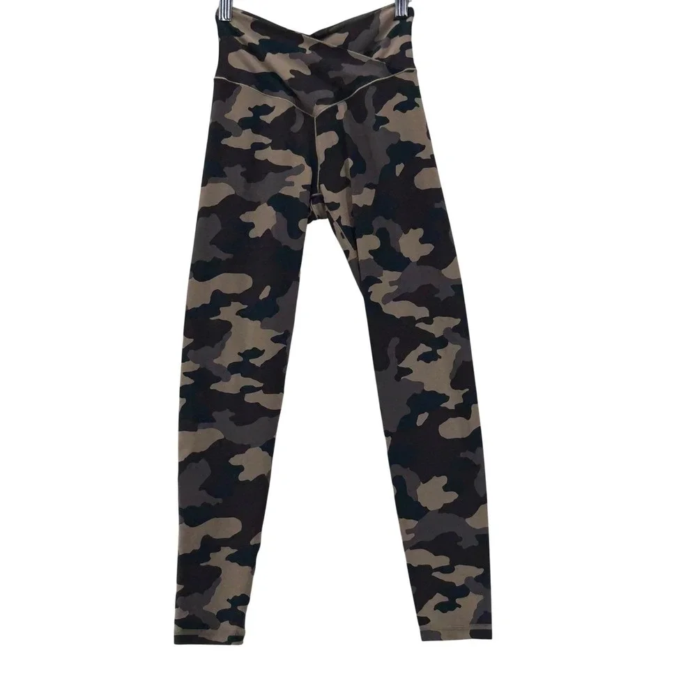 Aerie Crossover Leggings‎ Camo Medium
